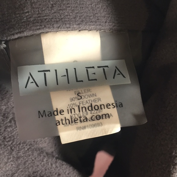 Athleta Quilted Puffer Jacket - Picture 14 of 15